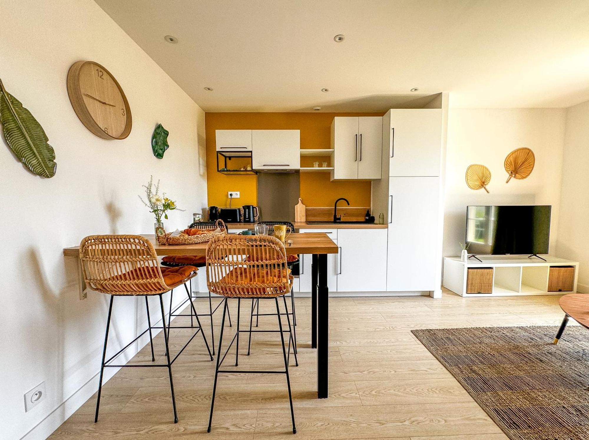 Cozy Niort Apartment Luaran gambar