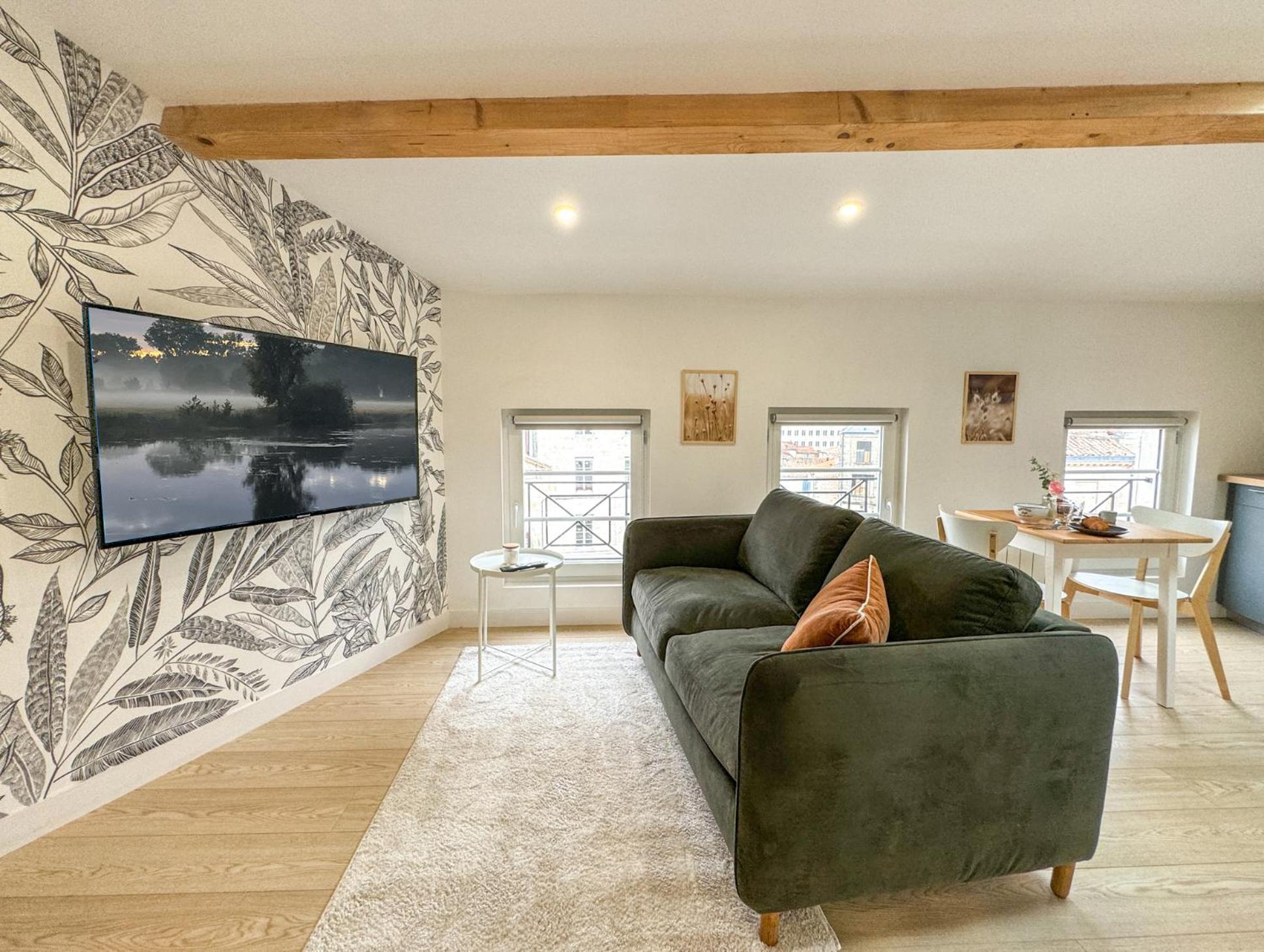 Cozy Niort Apartment Luaran gambar