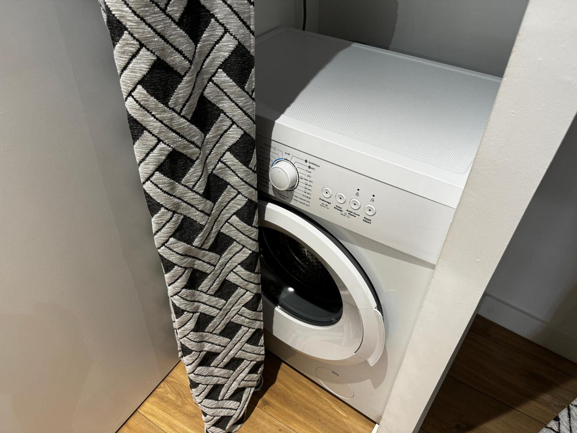 Cozy Niort Apartment Luaran gambar